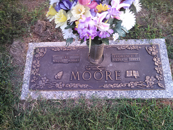Ike Moore Grave Marker